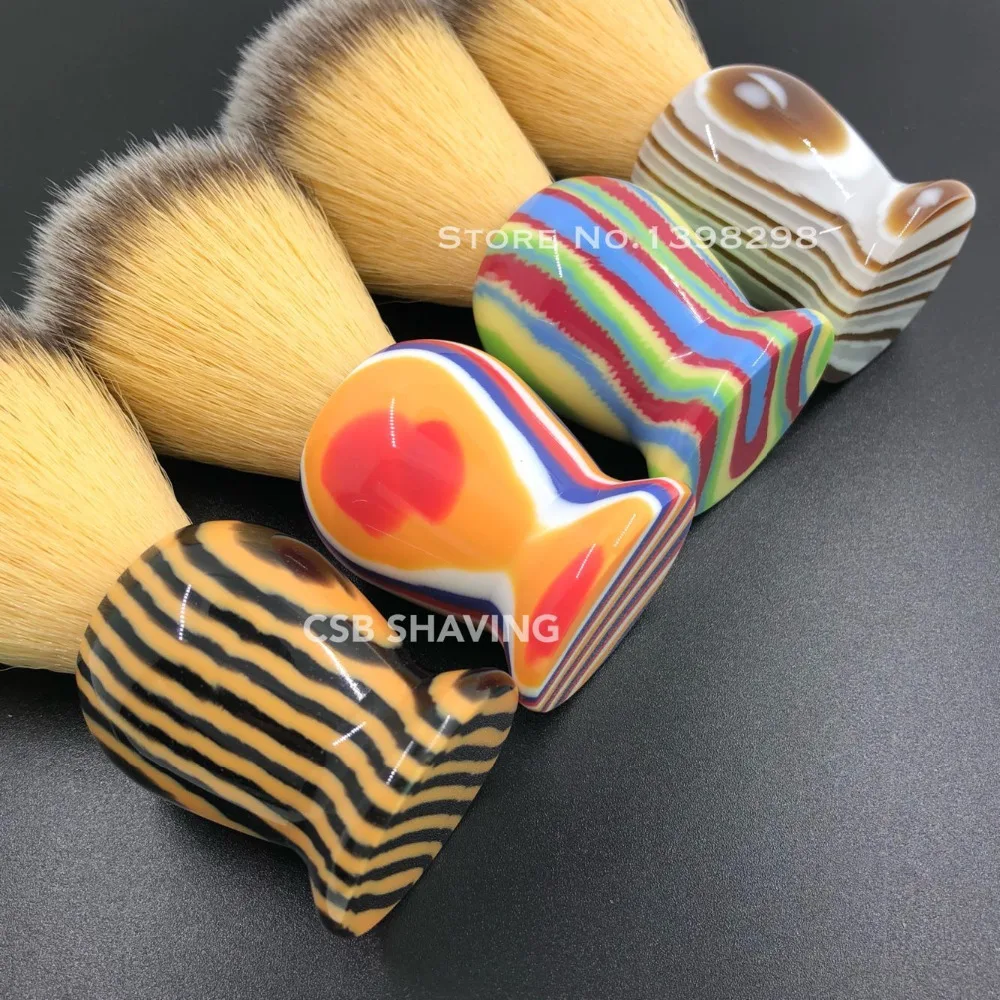 Щетка для бритья из синтетических волос CSB с узлом 20 мм полосатая ручка узором