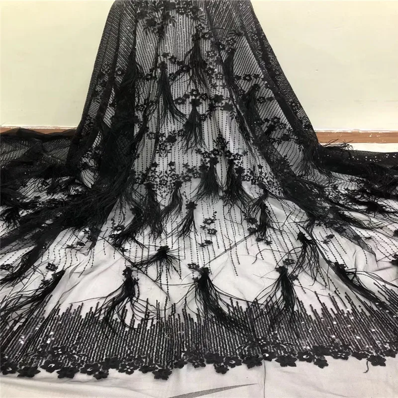 Высококлассная стильная кружевная ткань с блестками/перьями расшитая пайетками