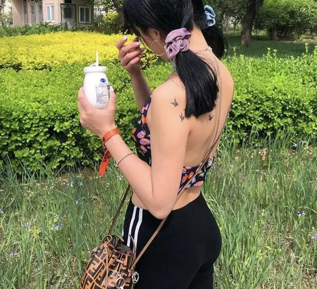 Летние пикантные harajuku для милых девочек винтажные разноцветные бабочки укороченные короткие Завязки уздечкой спинки Майки Женские топы