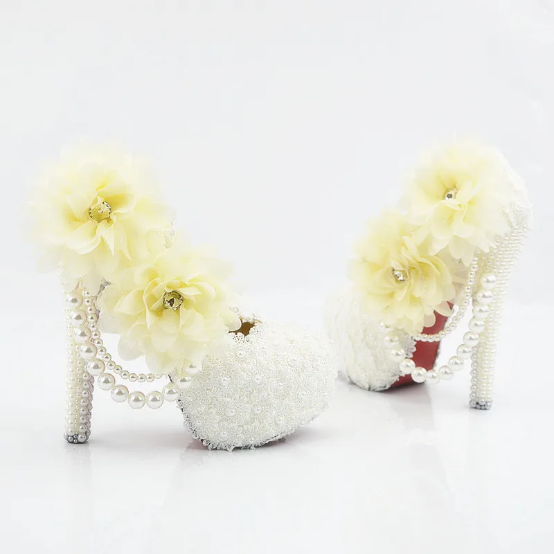 2017 Горячие Продажа Большие Цветы Белые Кружева Жемчуг Женщины Свадебные Туфли На