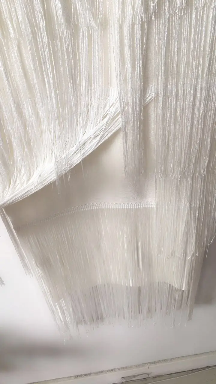 Новая мода Fringe платье Для женщин кисточкой Bodycon сексуальное обвязанное Платье Лето сине-белые обнаженные знаменитости Вечерние Длинное платье A-4