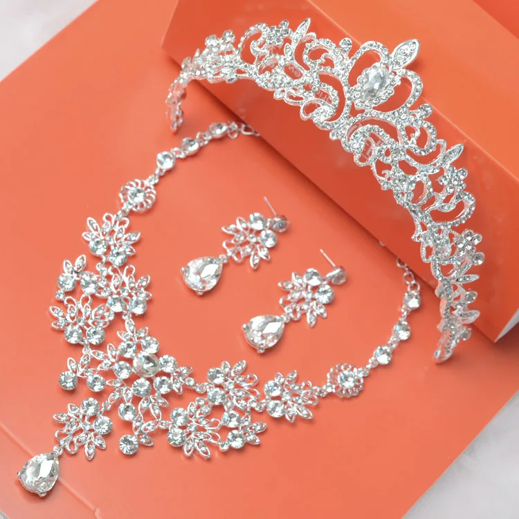 Beautiful Bridal Jewelry Crown Necklace Earrings