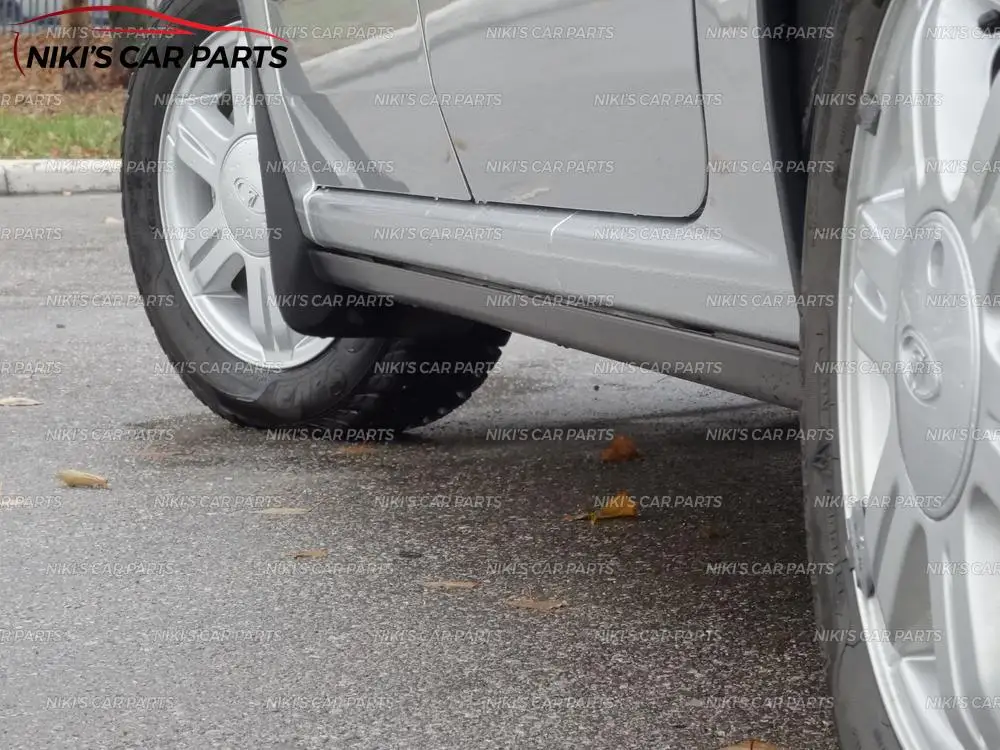 Брызговики для Lada Largus 2011-на передние колеса аксессуары отделки брызговики