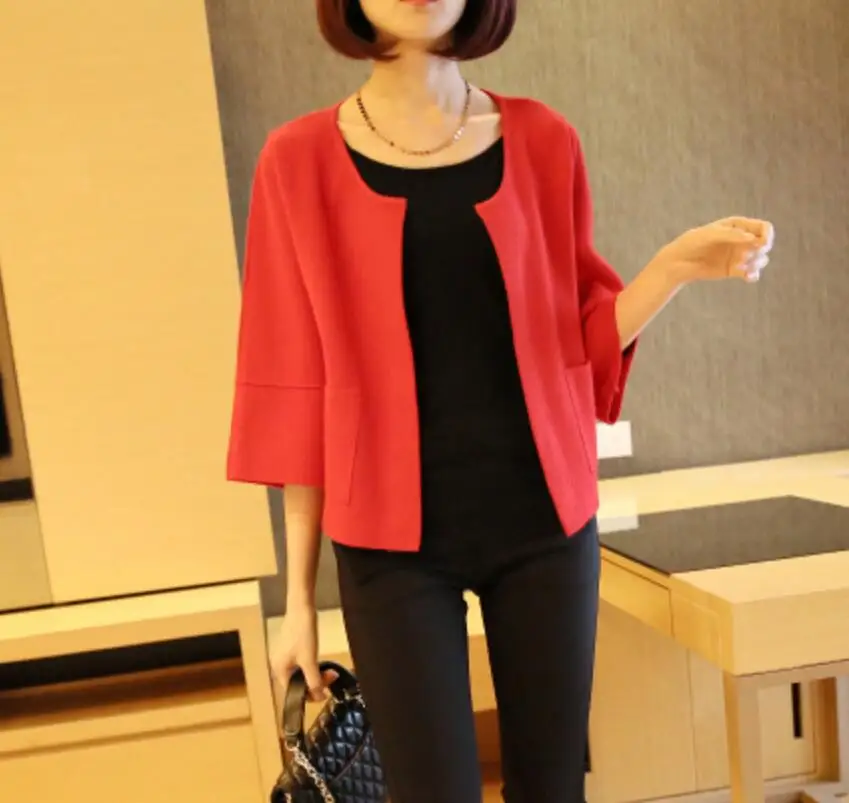2018 autumn and winter new women's loose large-size knitted cardigan with seven sleeves short style sweater |
