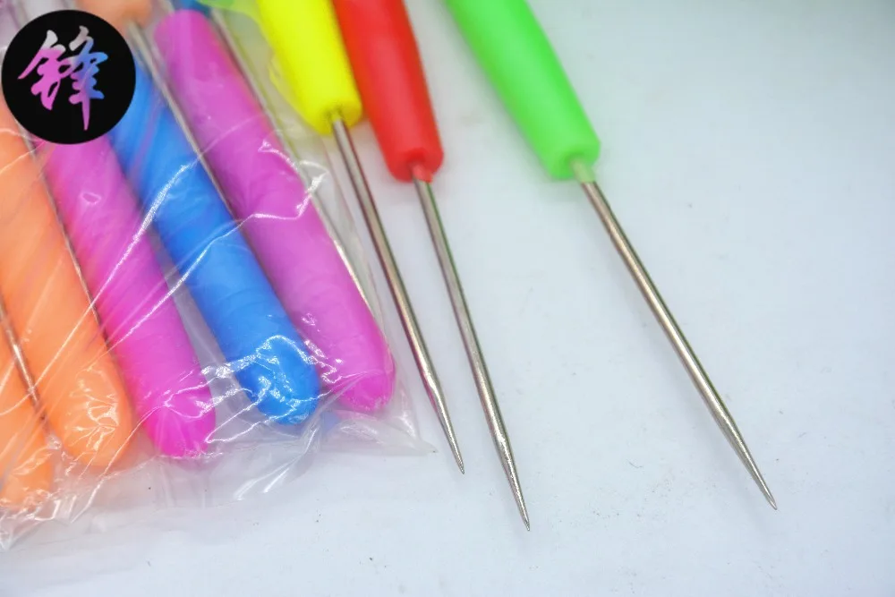 Цветная пластиковая ручка Ручной инструмент проходит через шило офис финансовых