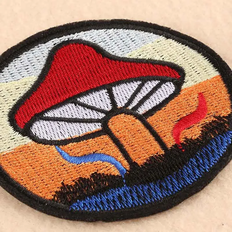 Никому не Gecko мир гриб потеряться на открытом воздухе гладить одежда с вышивкой