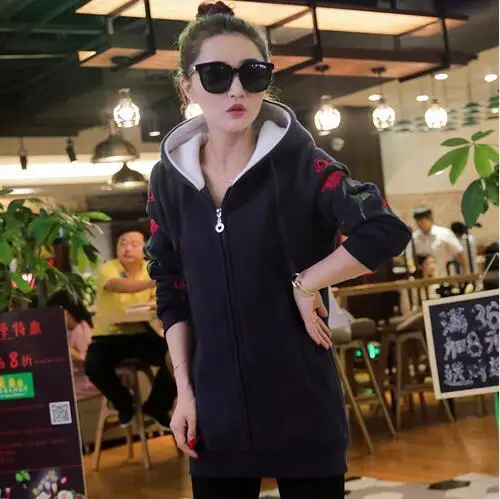 Осенне-зимний спортивный костюм для женщин куртка с капюшоном утепленная