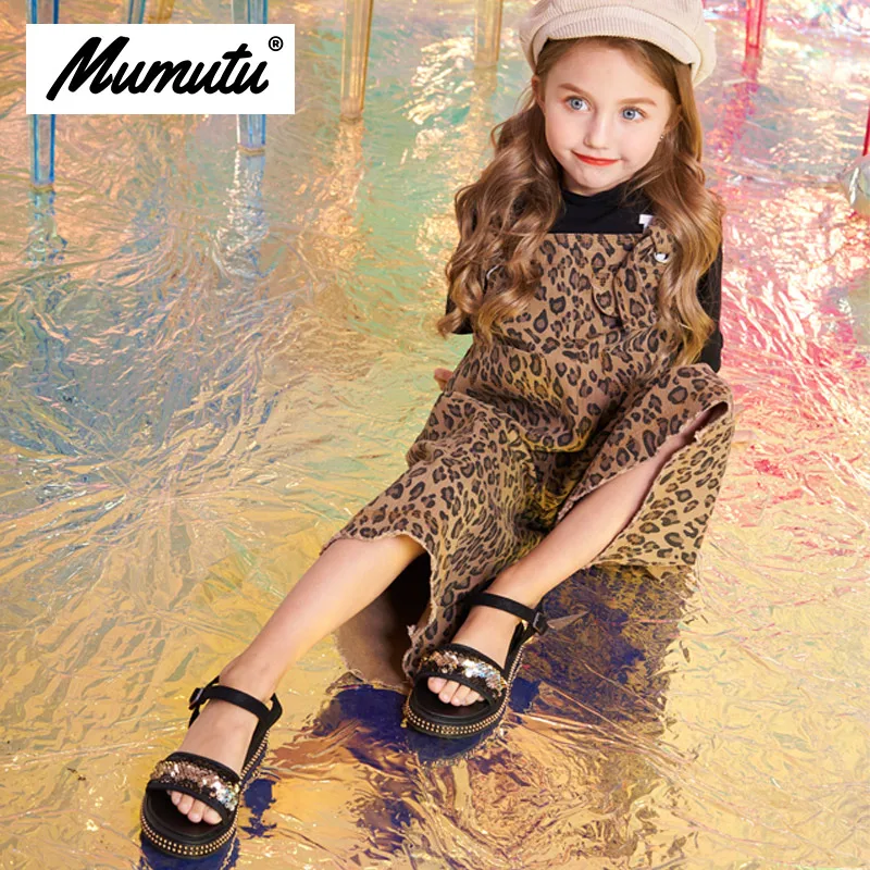 

Odorless soft standard size children like girls breathable anti-wear casual light glitter Girls summer scandals MM1563