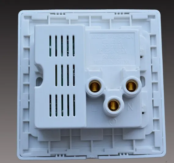 Лидер продаж универсальная настенная розетка с двумя USB портами белого цвета 110 250