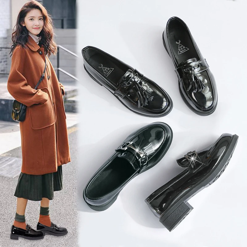 Women's small pu shoes 2019 new women's spring and autumn retro patent-leather British black single shoes