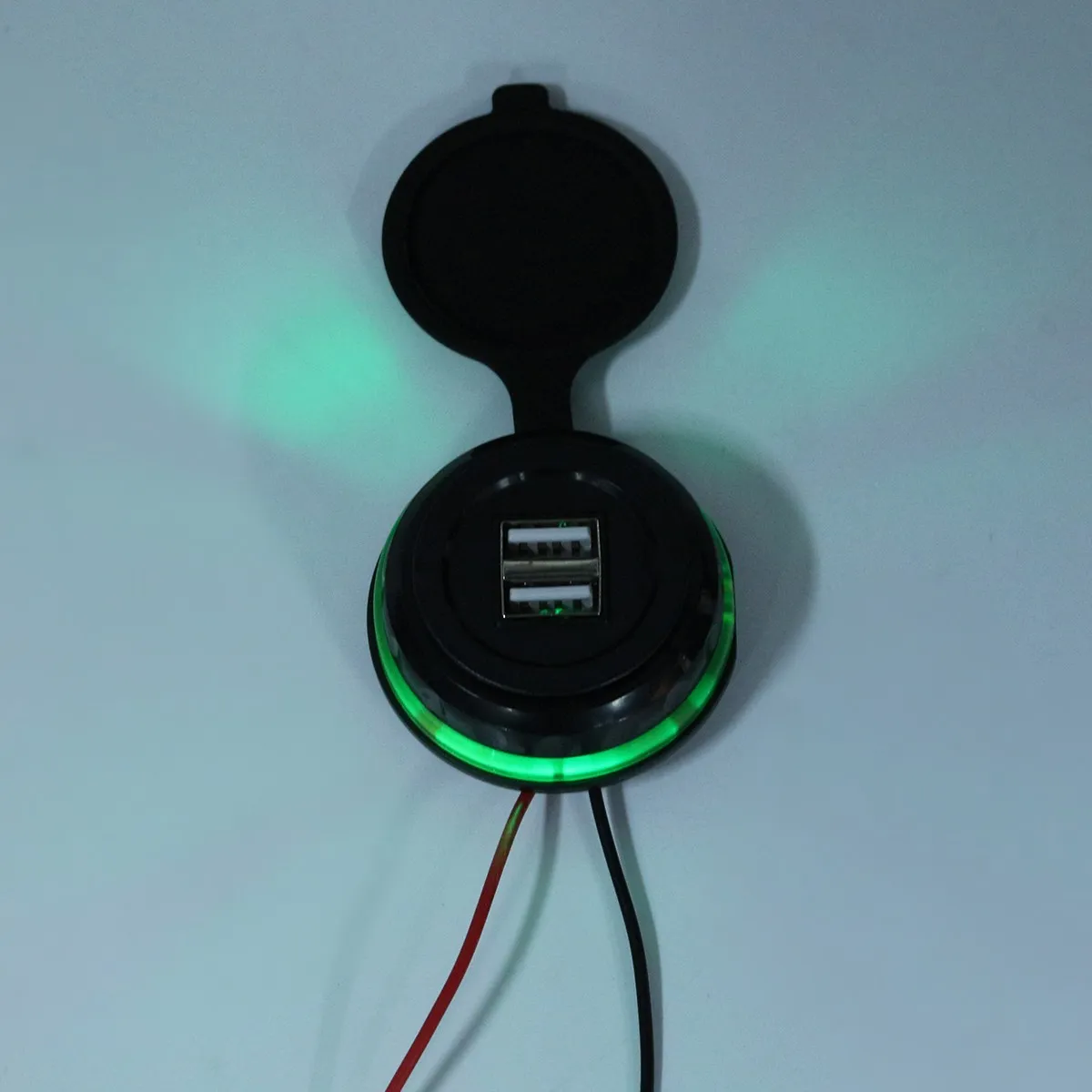Green Универсальное устройство для автомобиля с двумя портами USB Зарядное устройство 3.1A 12/24V Мощность адаптер Водонепроницаемый Зарядное устройство со штепсельной вилкой для Авто Мото шины - Название цвета: Green