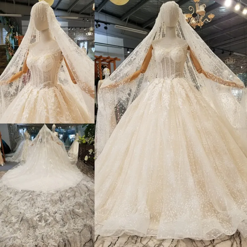 Свадебное платье с длинной вуалью LS049770 бальное без рукавов круглым вырезом