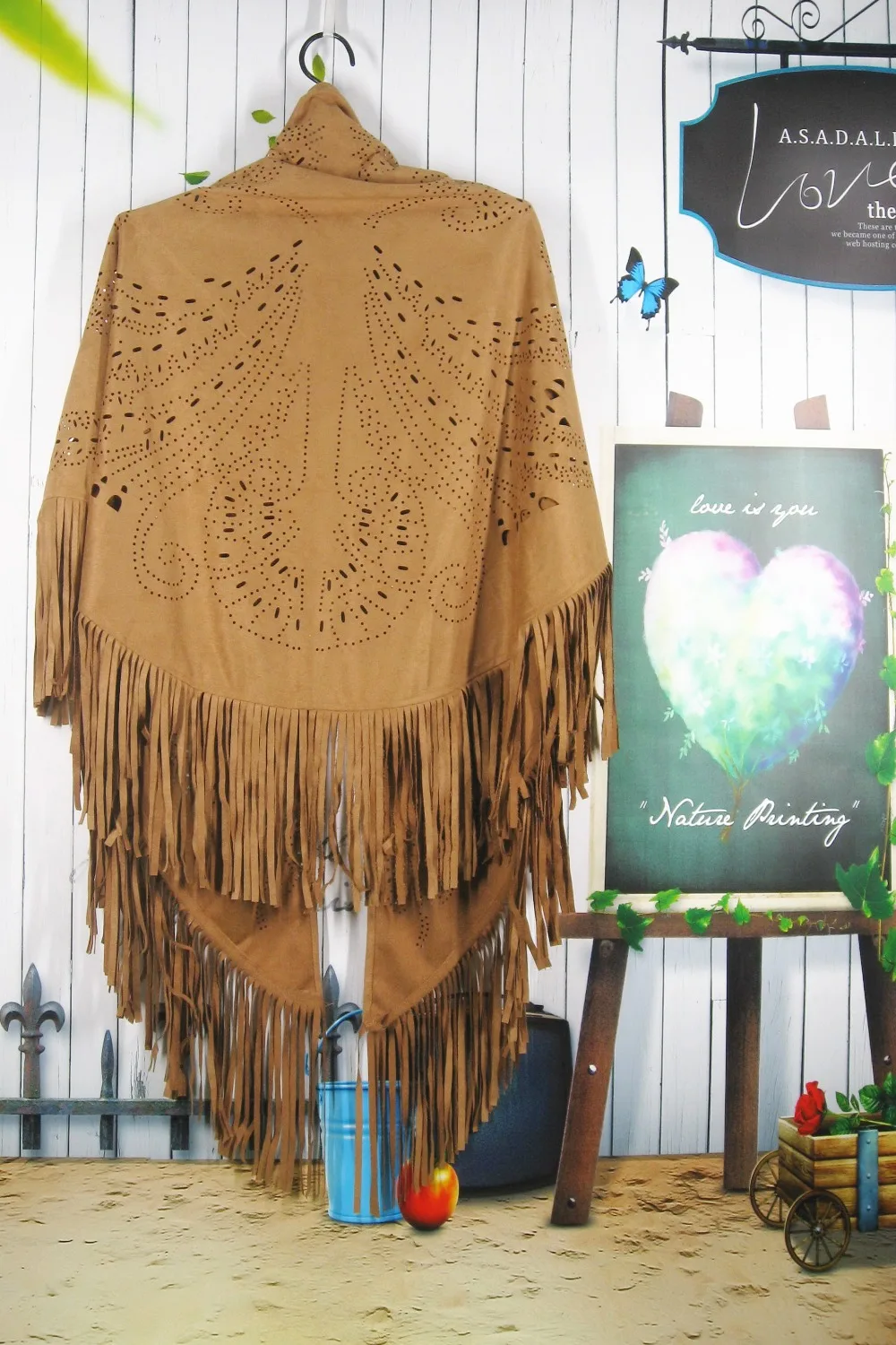 H80&ampS90 Women Suede Scarf Triangle Shawl Tassel Scarves Retro Hollow Geometric Big Size Fashion Pashmina for Lady |