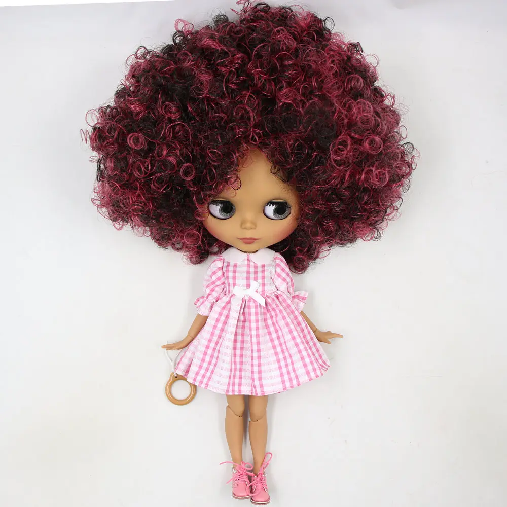 Кукла Blyth ICY DBS № QE155/9103 винно красная микс черные афро волосы Черное Матовое лицо