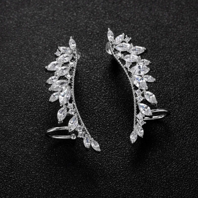 

Серьги-гвоздики женские из серебра S925 пробы с фианитами