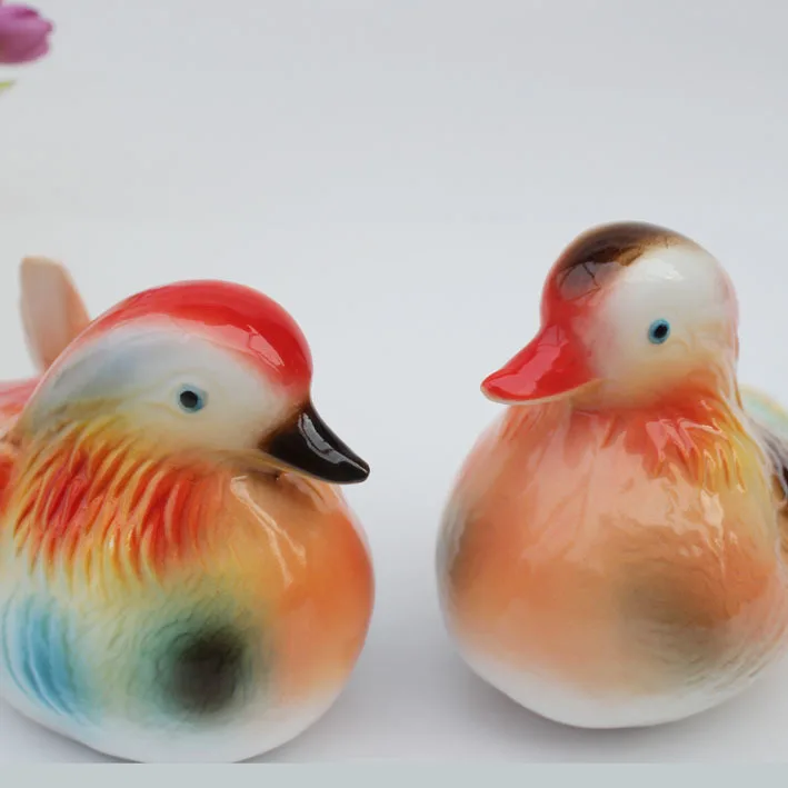 

Modern DecorationCeramic Mandarin Duck Home Furnishing Chinese Ancient Ceramic Crafts Creative Wedding Gifts Couple