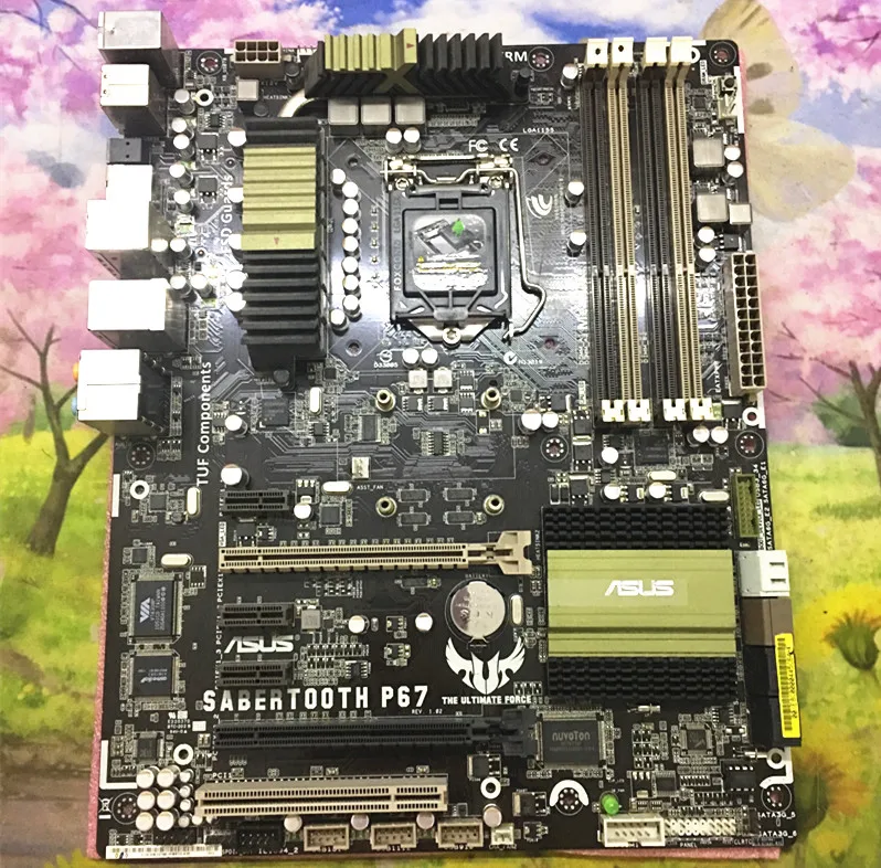LGA1155 для ASUS SaberTooth P67 (без корпуса) Оригинальная настольная 1155 Материнская плата DDR3