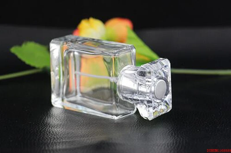 

free shipping 100pcs 30ML perfume bottle glass bottle spray bottle 695#