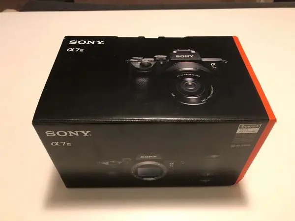 Sony Alpha A7 III беззеркальная цифровая камера & FE 28 70 мм f/3 5 6 OSS SEL2870 комплект