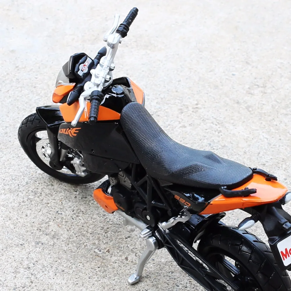 1:18 весы Maisto KTM 690 Duke мотоцикл гоночные автомобили мини модели автомобилей офисные