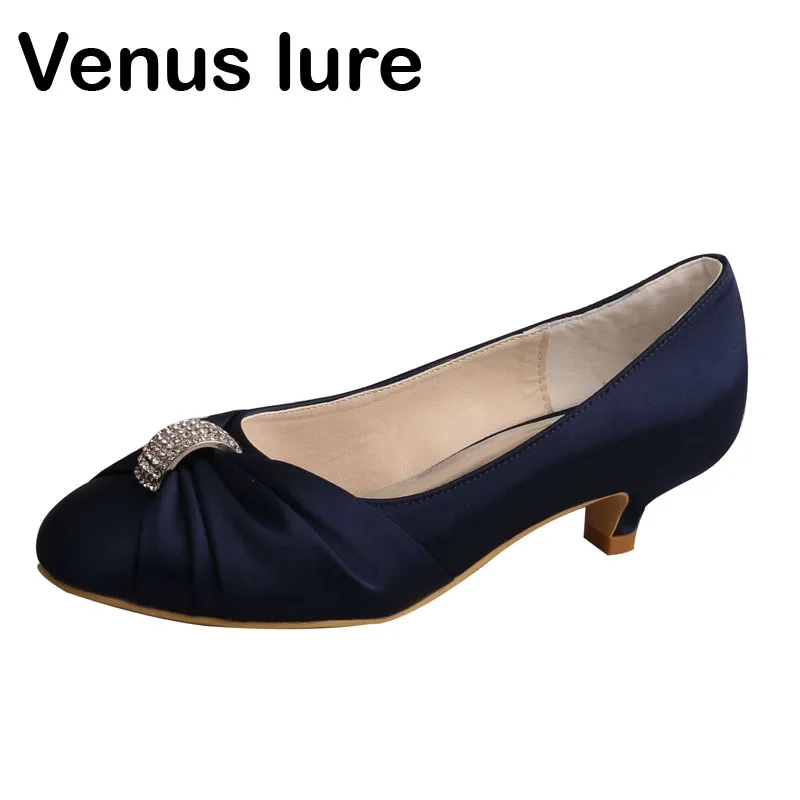 

Discount Closed Toe Purple Satin Low Heel Ladies Wedding Shoes for Bride