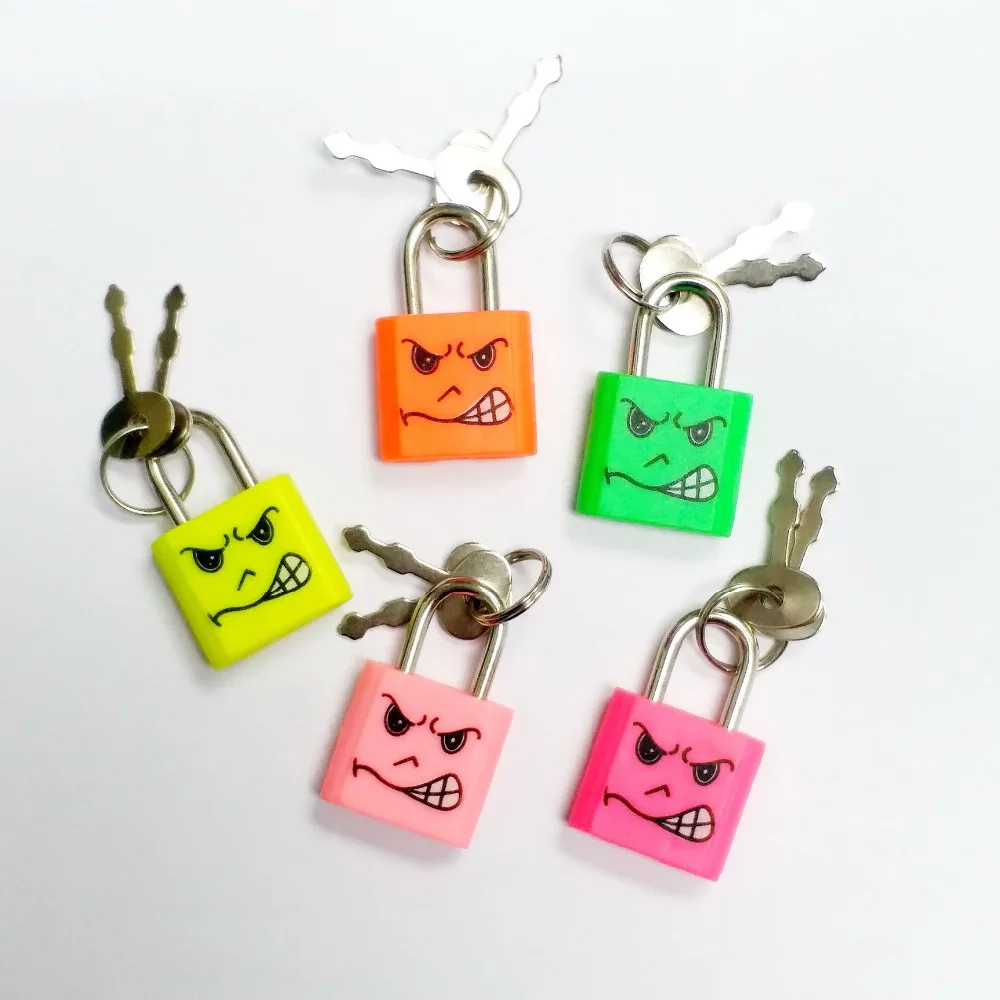 100 pcs smile phiz square Padlock with Key E398-2 Girl Kids Vintage School Bag Pinata Party Favors Gift Novelty Birthday Prize | Дом и сад