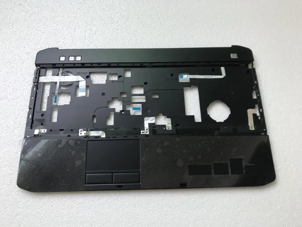 

NEW For Dell Latitude E5520 Laptop Palmrest TOUCH PAD POWER BUTTON CHC03 JDXVC