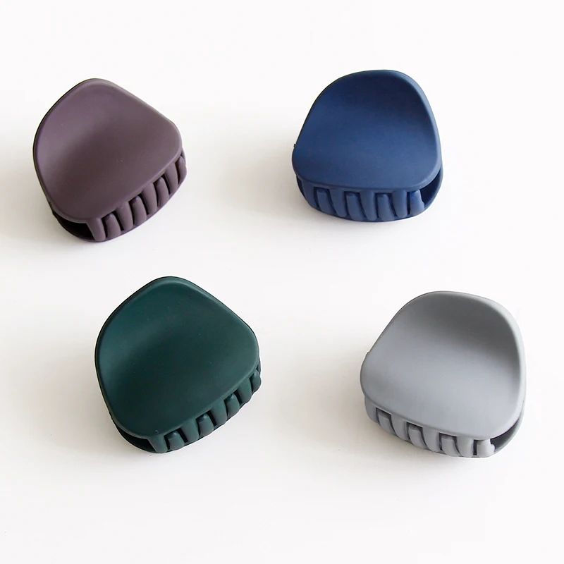 Simple Circular Arc Clip Set With Pure Color Frosted Texture Bath Hair Claw Women Accessories |