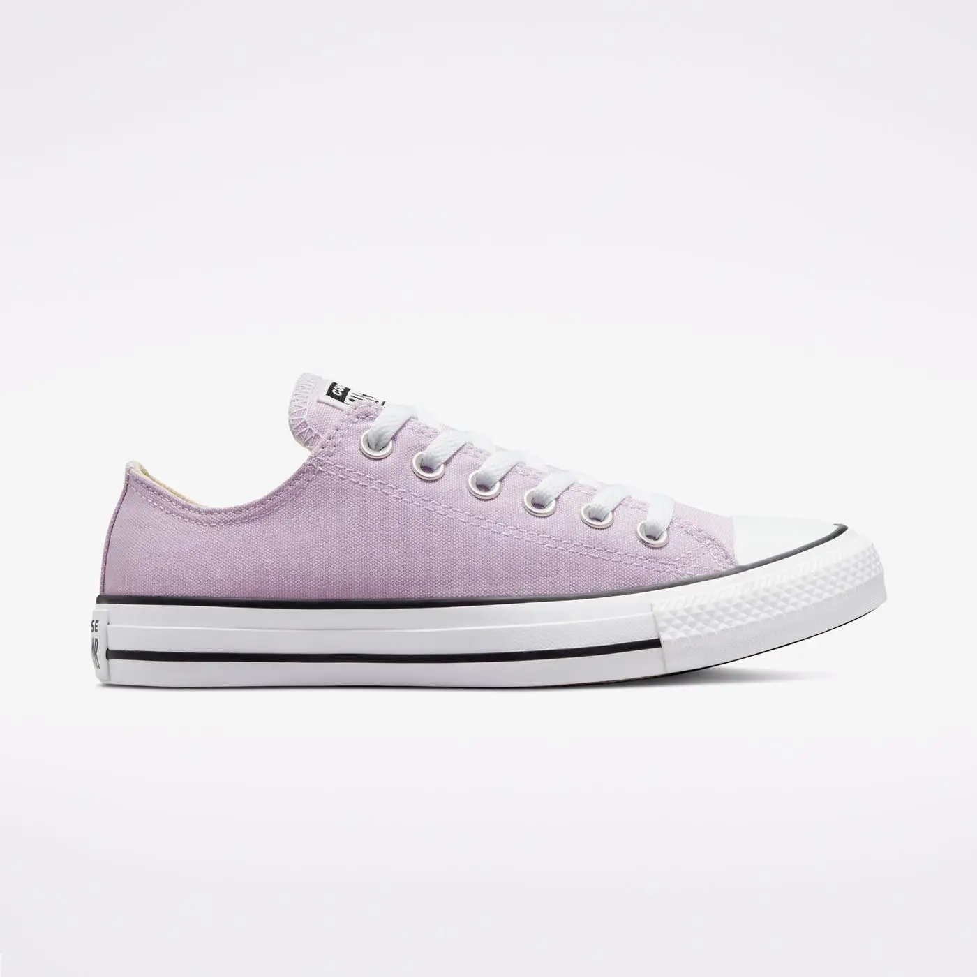 lila converse