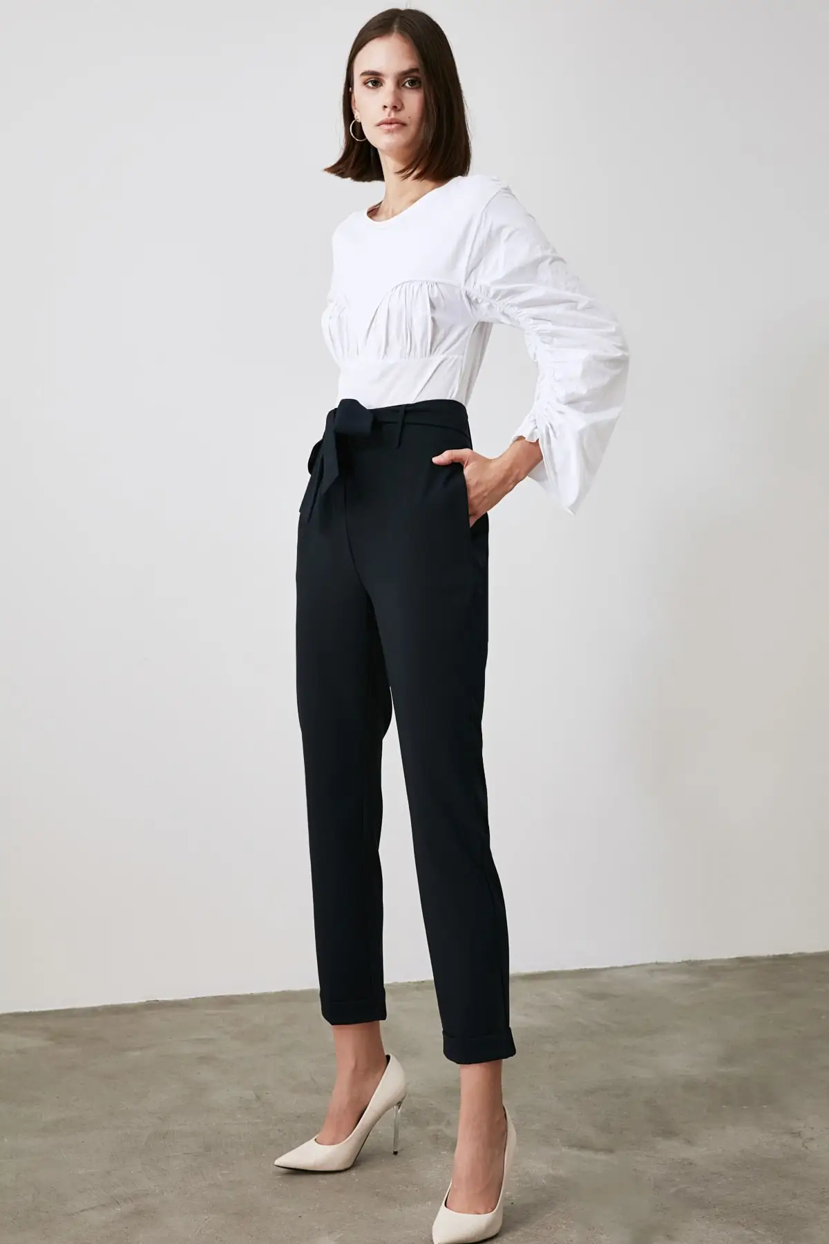 

Trendyol Plaid Arched Pants TWOAW21PL0066