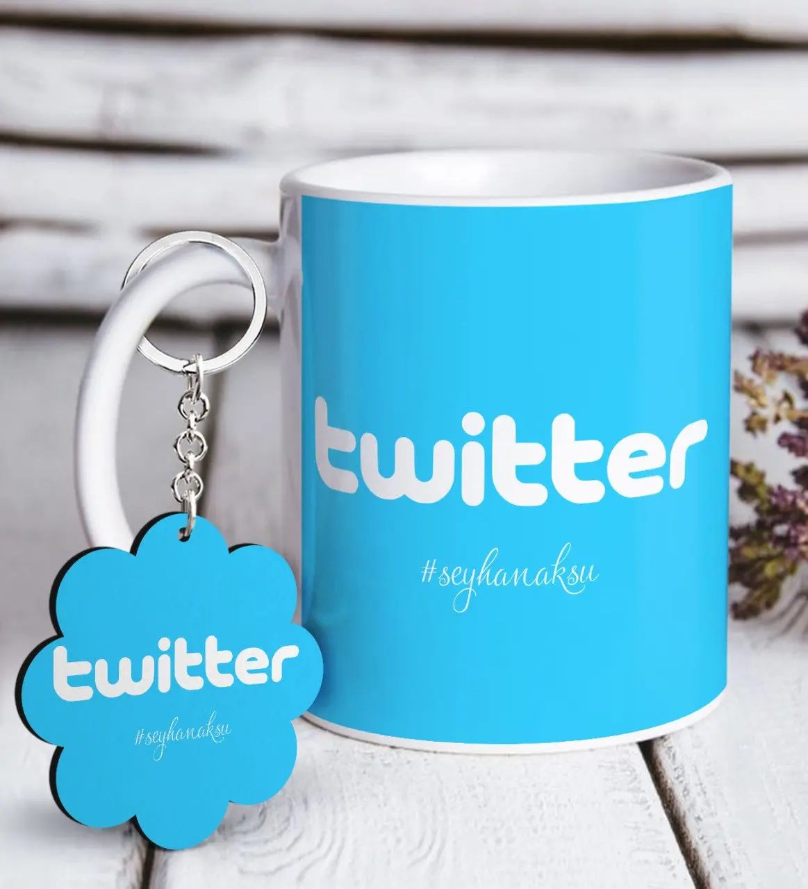 

Personalized Twitter White Mug and Keychain Gift Set