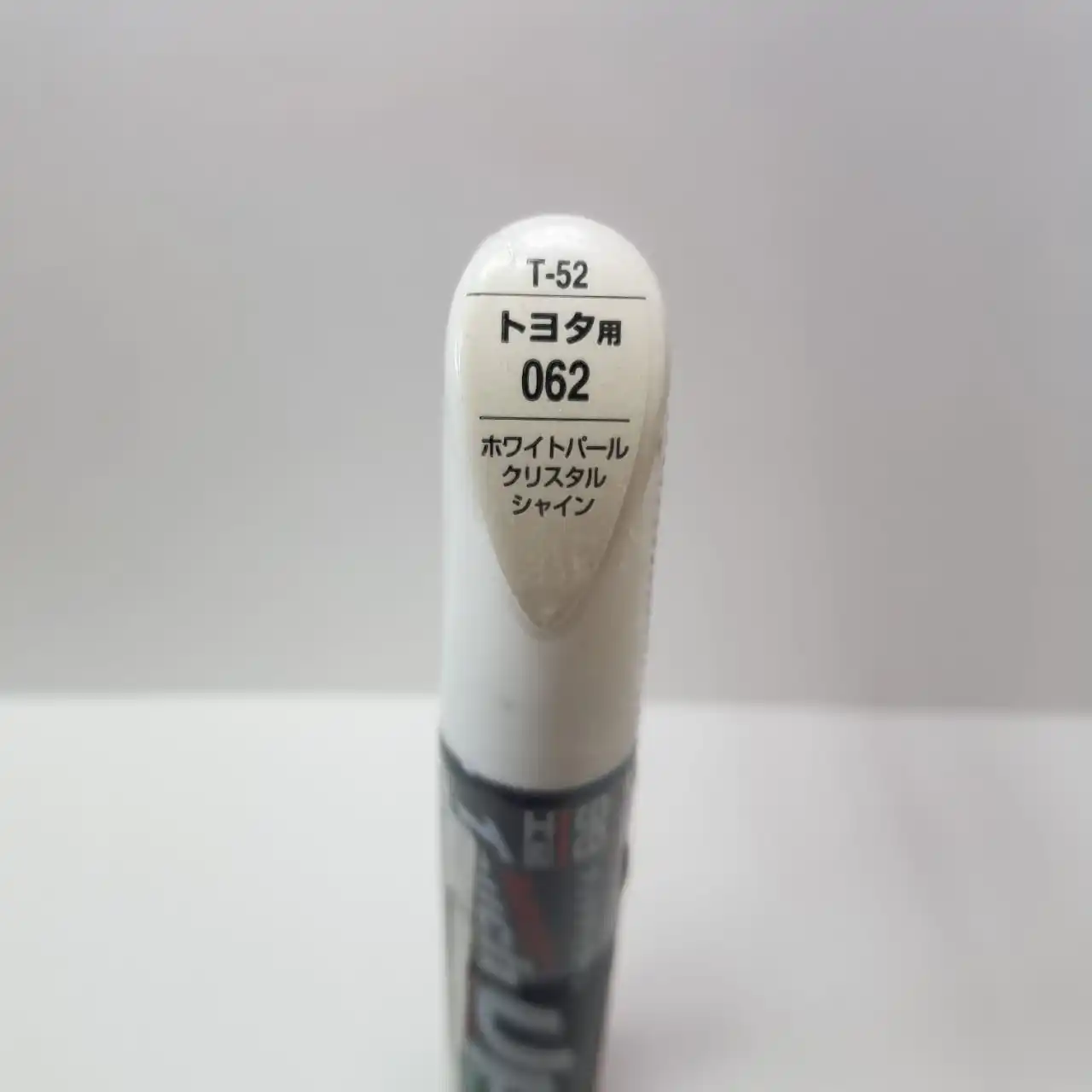 Краска-карандаш T52/062 Soft99 TOUCH UP PAINT белый 12 мл |