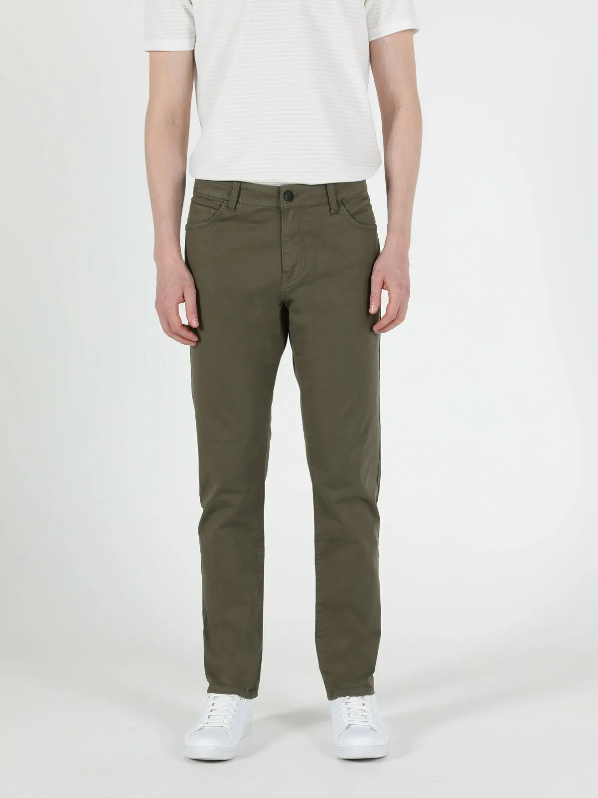 

Colins Men Straight Fit Khak Pants Straight Legmen's trousers men's pants Trousers for men men pants, CL1049744