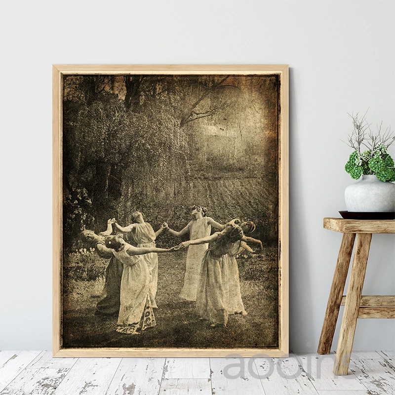 Ритуальные круглые танцевальные фото ВИНТАЖНЫЙ ПЛАКАТ танцующая луна девушки