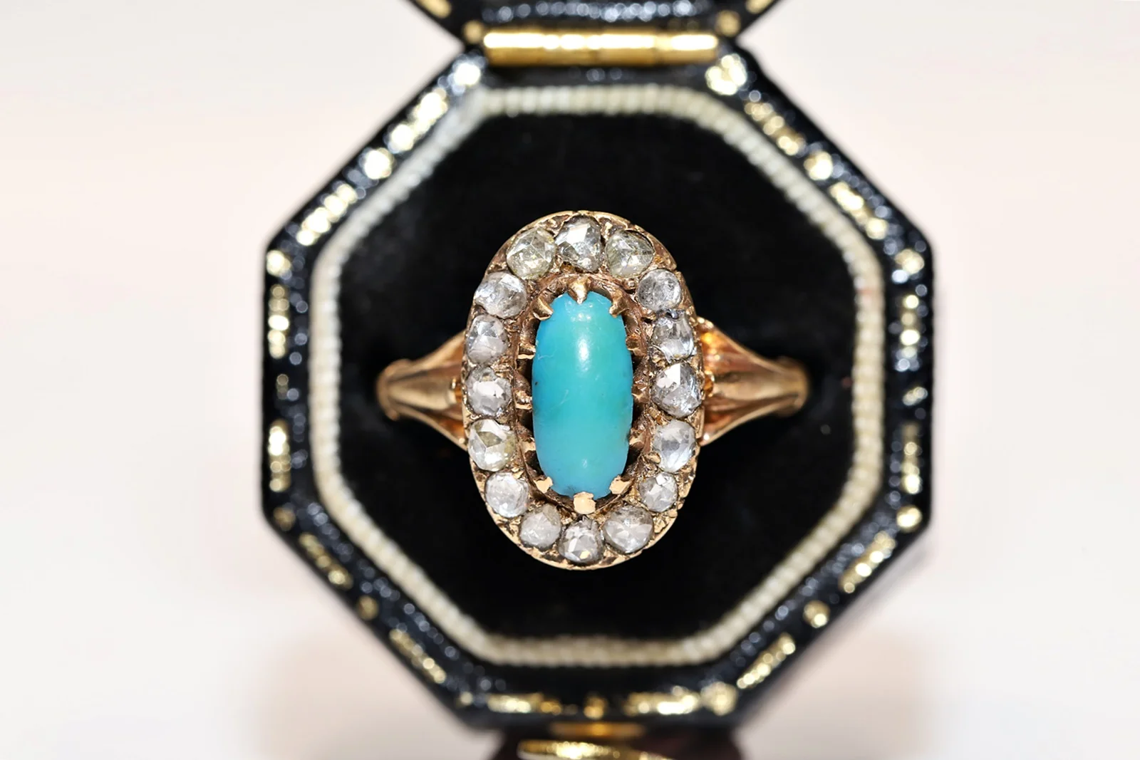 

Antique Original Victorian 18k Gold Natural Diamond And Turquoise Decorated Pretty Ring
