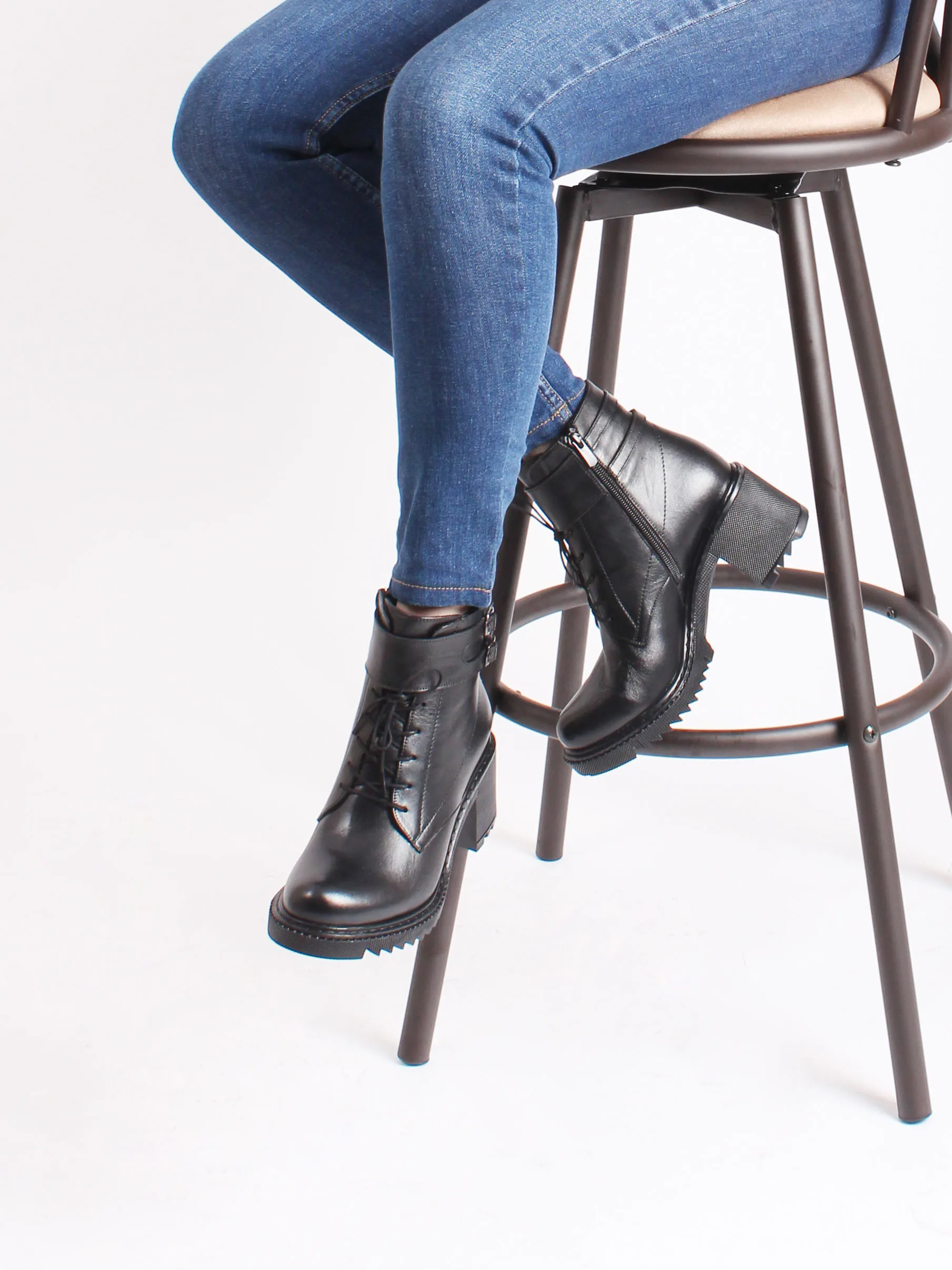 

Женские ботинки из натуральной кожи со шнуровкой и молнией, нескользящая резиновая подошва, модная зимняя трендовая модель 2022