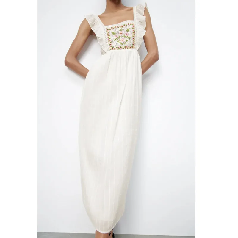 

Long Skirt Ruffled Sleeveless Dress Backless Flower Embroidered Dresses Women Sweet Girl White Dresses Beach Summer Dress 2021