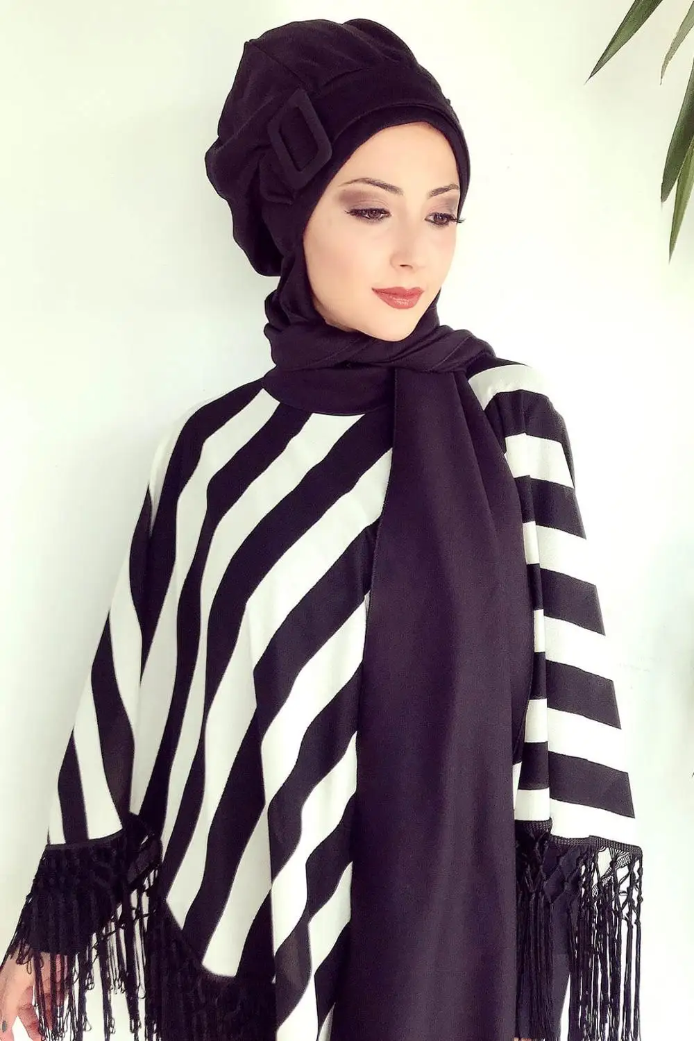 

slami Kyafet Trban Hijab Mslman Barts Earp Fular Tesettr Pano Kombin Siyah Beyaz izgili Desenli Atkl Bere al