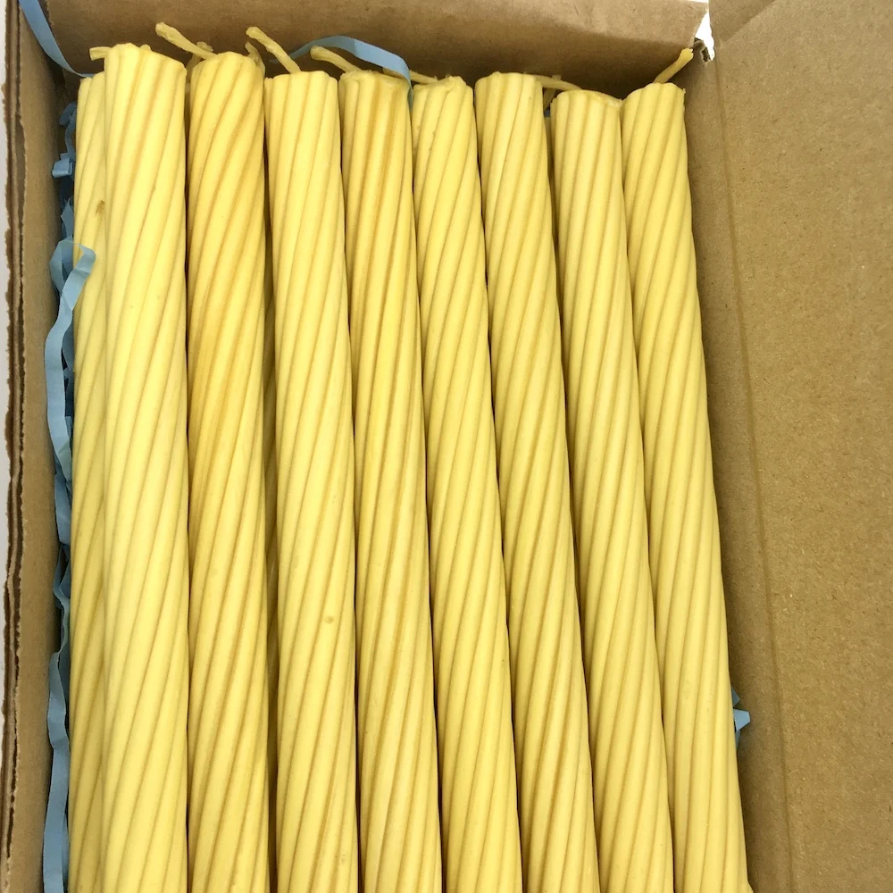 Gift Set of wax candles and Candlestick 100% natural beeswax handmade twisted beewax | Дом и сад