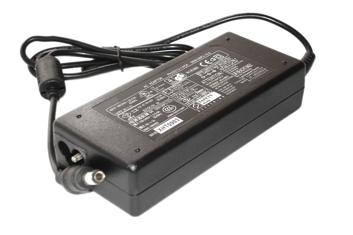 Блок питания (сетевой адаптер) для ноутбуков Toshiba 15V 5A 75W 6.3x3.0 мм черный с сетевым