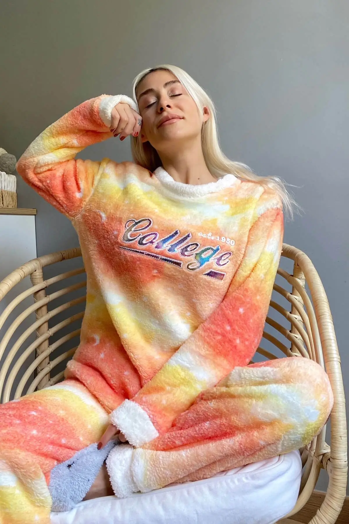 

Patterned Full Plush Women 'S Pajamas set orange color O neck fashion elegant comfortable casual autumn winter