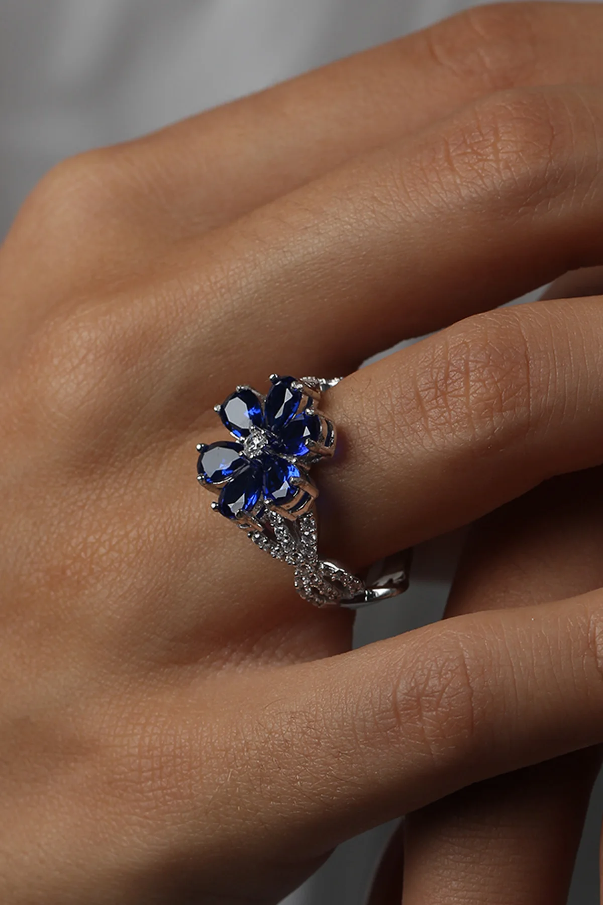 Valori – bague en fleur de Magnolia, 2 Ct de Zircon, pierre précieuse fantaisie en forme de poire bleue, plaqué Rhodium, argent 925, bijoux fins