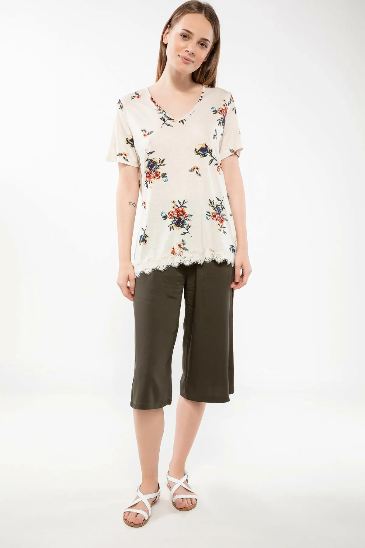 Дефакто летняя женская мода короткий рукав леди o-образным вырезом Повседневная