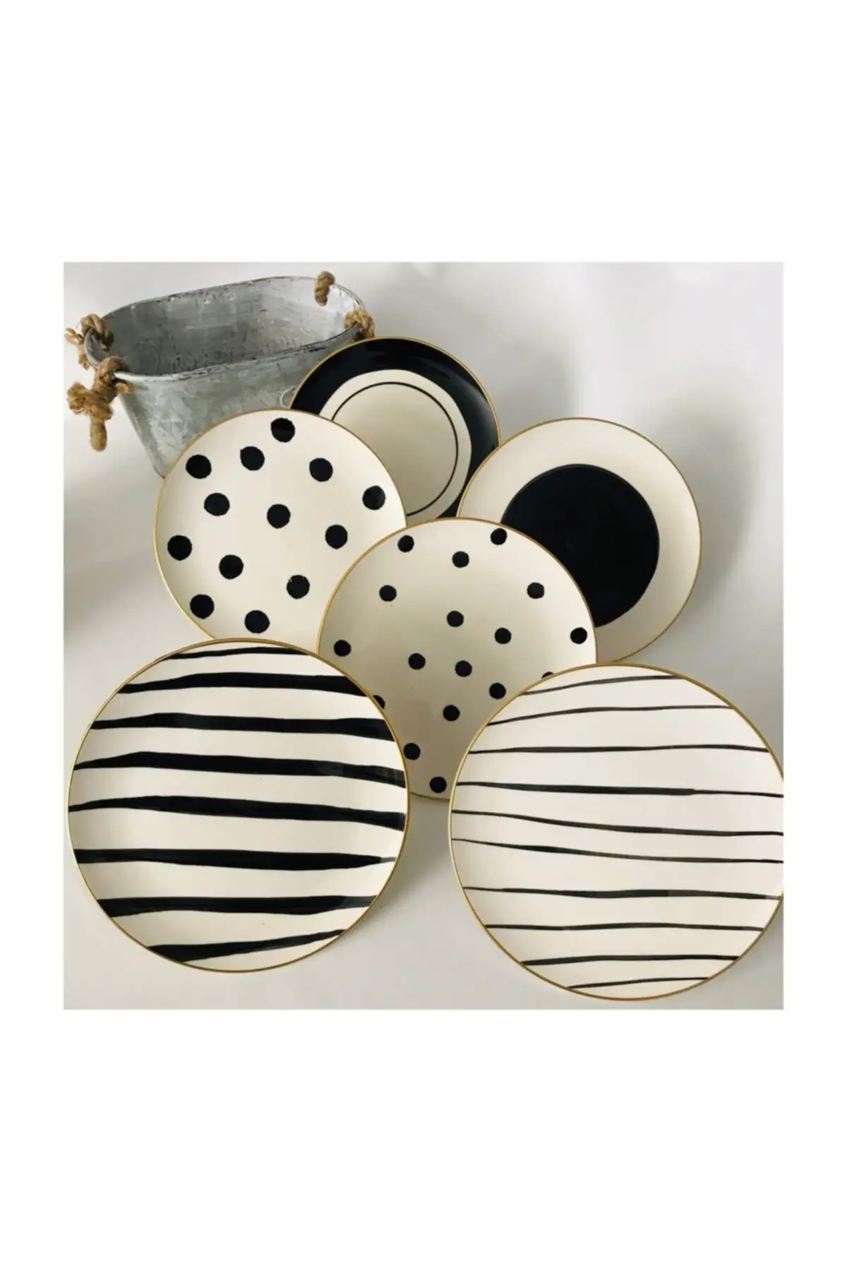 

6 adet 8 inç siyah beyaz desenli modern el yapımı porselen parlak tabak seti seramik tatlı tabakları servis tabakları