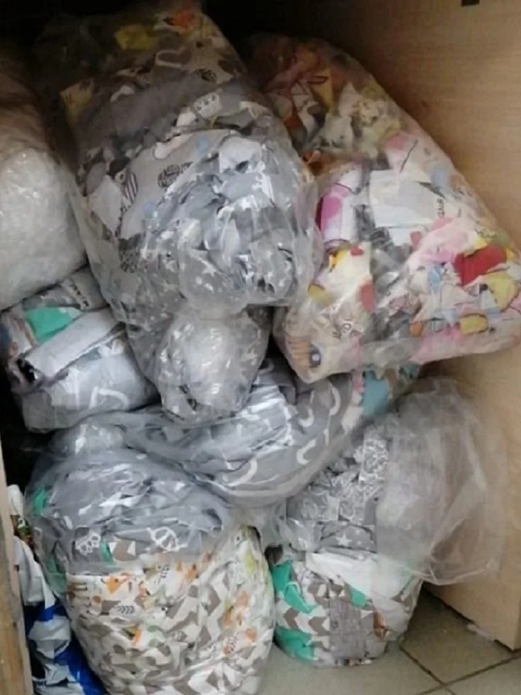 Кусочки ткани для рукоделия игрушек поделок остающиеся после производства