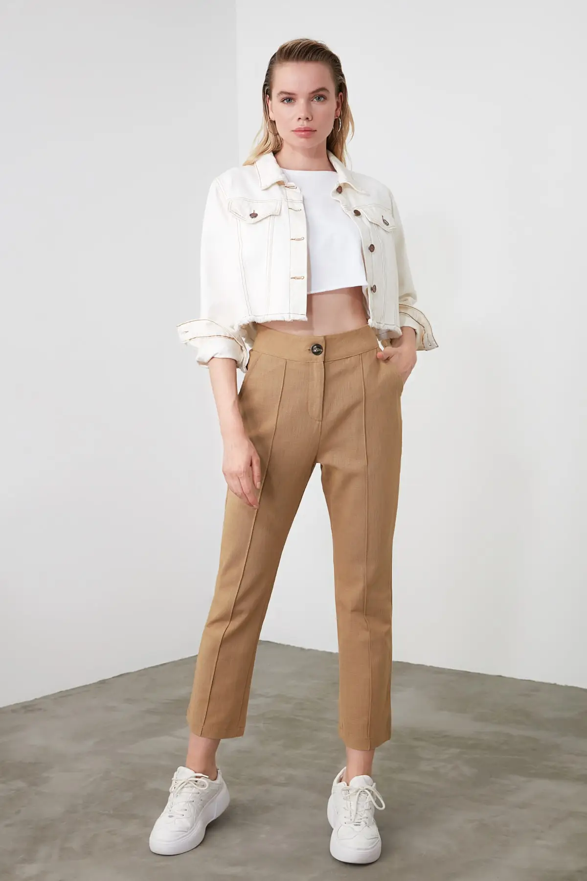 

Ladies Camel Stitch Detail Straight Cut Trousers 2021 Fashion Casual Wear Sports Stylish Use