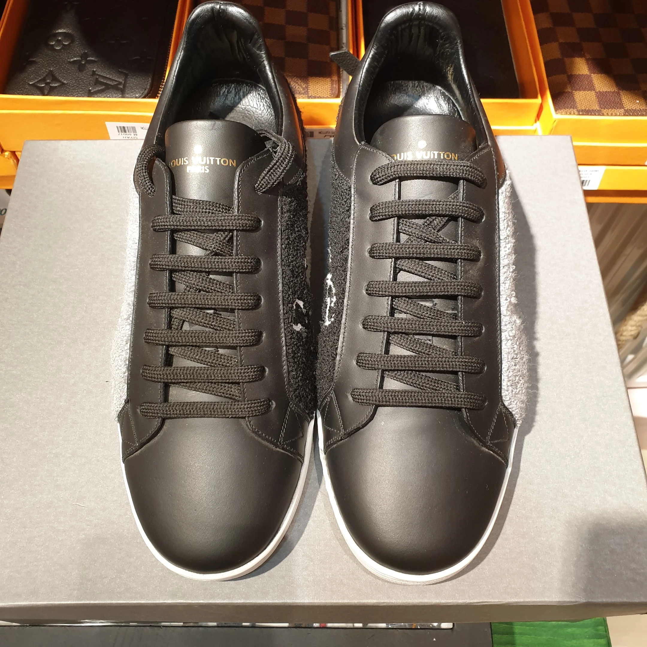 

Men's Sneaker high quality Real Leather