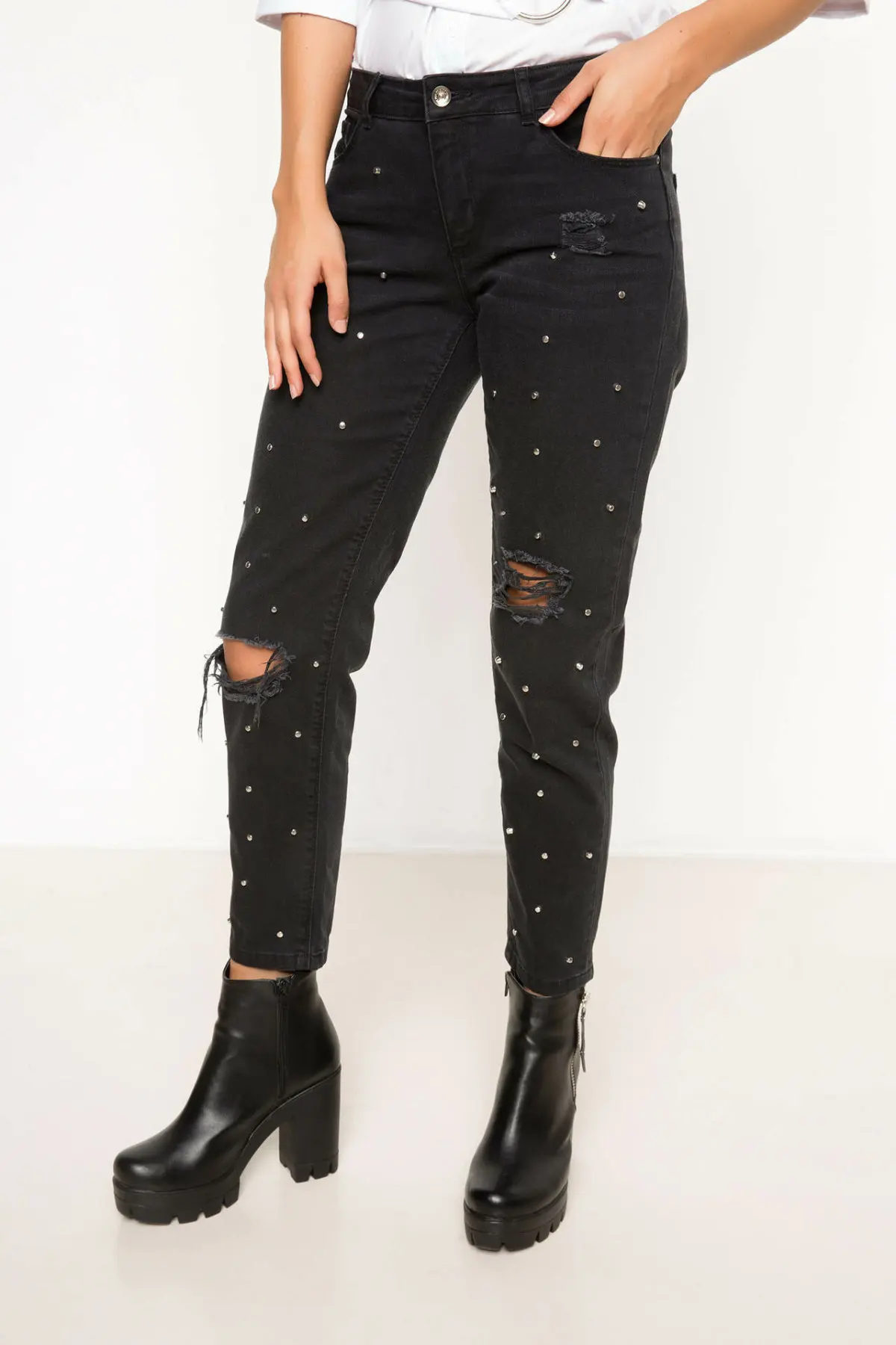 Дефакто Модные женские со средней посадкой рваные джинсовые брюки повседневные