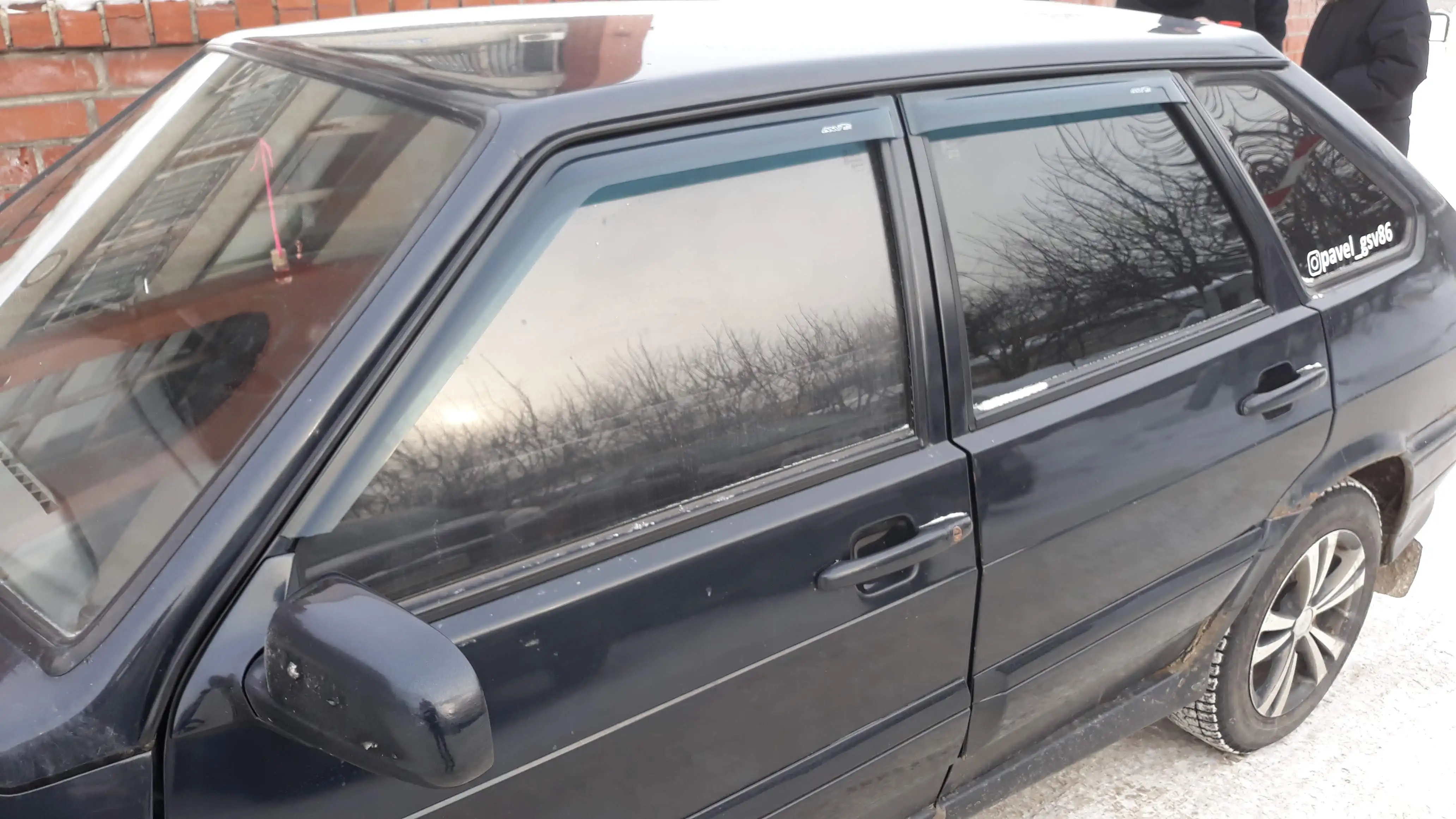 Автомобильные шторки на окна ВАЗ 2109,21099,2114,2115 (на магнитах)