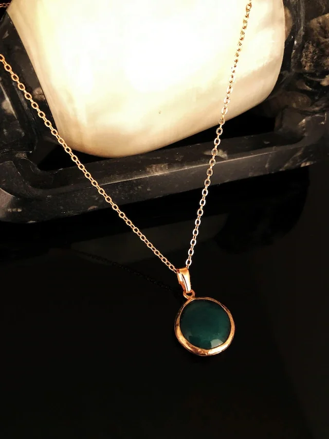 

Dr Stone Natural Stone Women 'S Agate Stone Rose Gold Plated Necklace KRB396 372835379